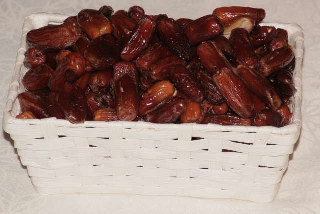 Datteln "Deglet Nour" - 1 kg